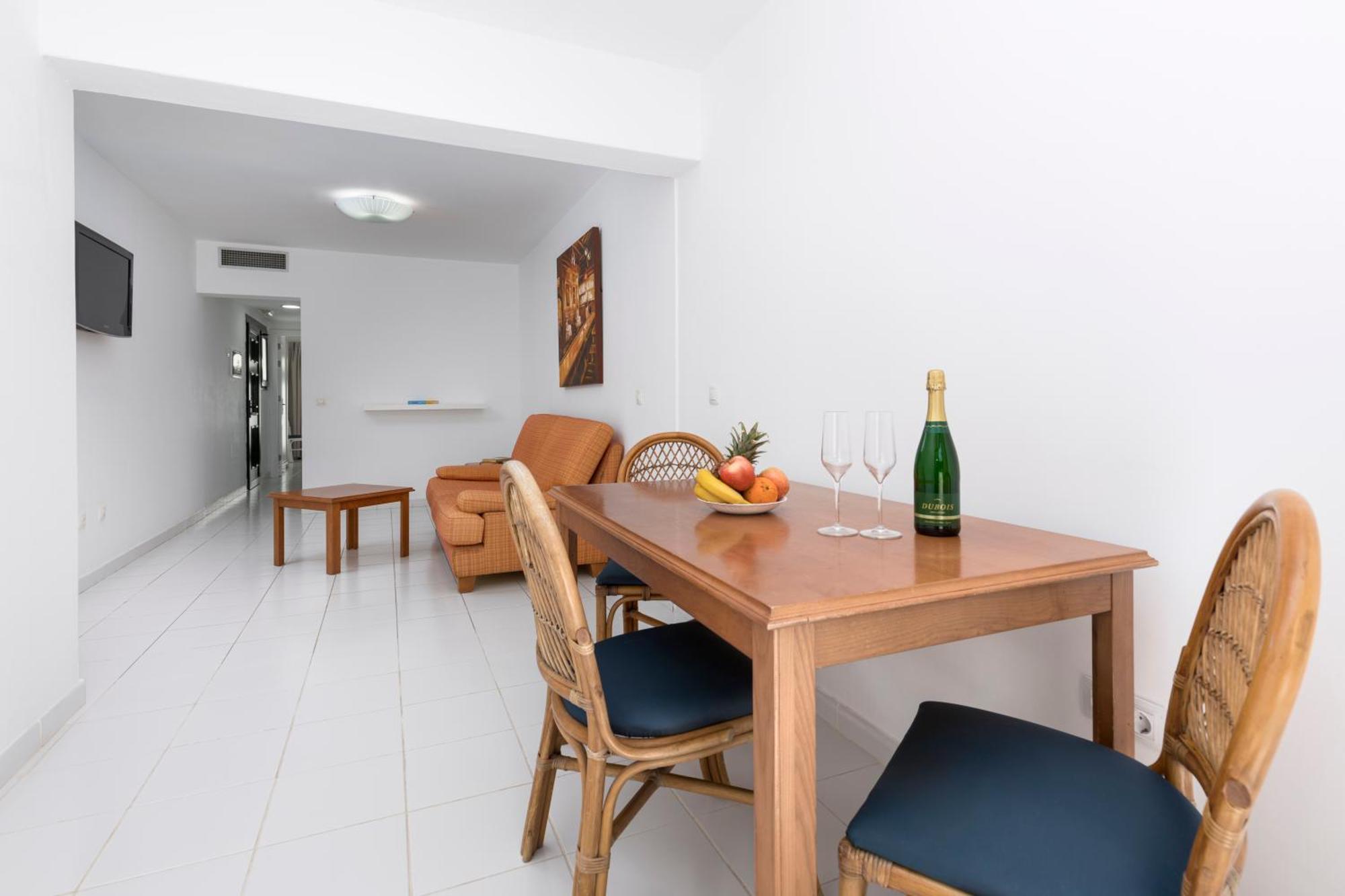 Apartamentos Erika - Adults Only Corralejo Extérieur photo